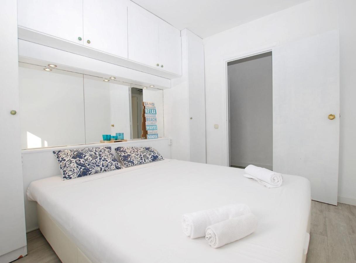 Laguna Blue Vilassar De Mar Exterior foto